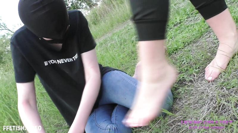 Valeria New Slave Girl For Humiliation Fresh Air, Nature And Dirty Feet