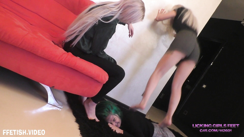 Kira And Nicole Pathetic Carpet For Merciless Girls Trampling And Foot Domination