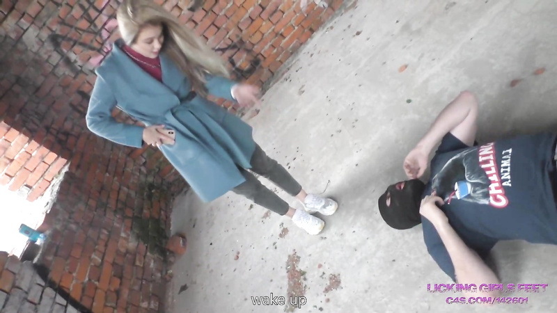 Nicole Walk Through An Abandoned House Humiliates Her Pathetic Loser Slave