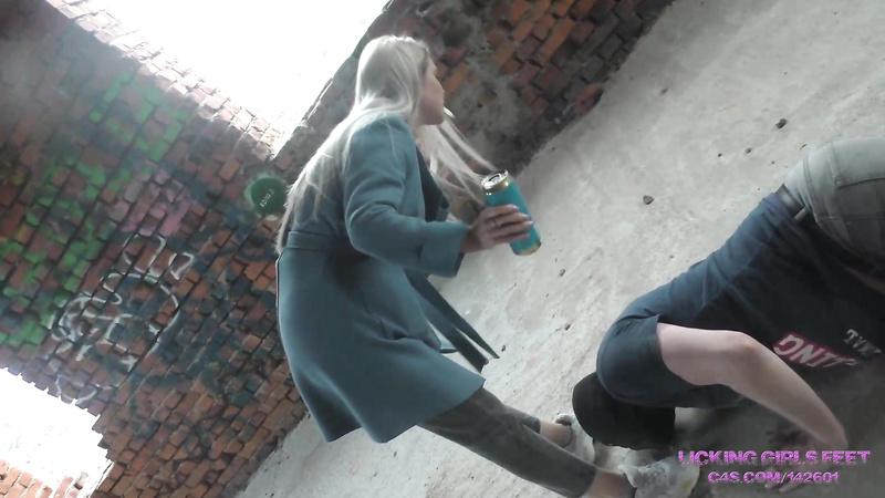 Nicole Walk Through An Abandoned House Humiliates Her Pathetic Loser Slave