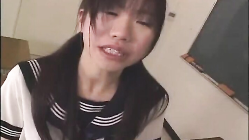 Japanese face slap and deepthroat 1