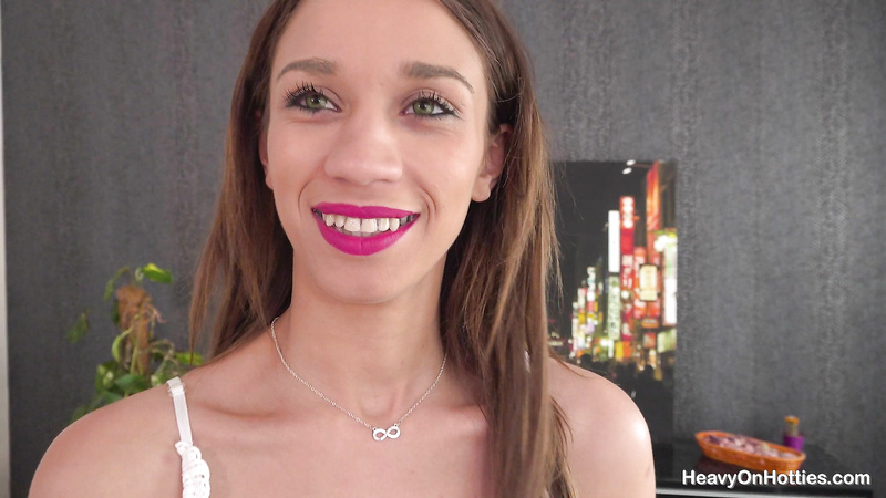 Heavy On Hotties - Kenza Inexperience