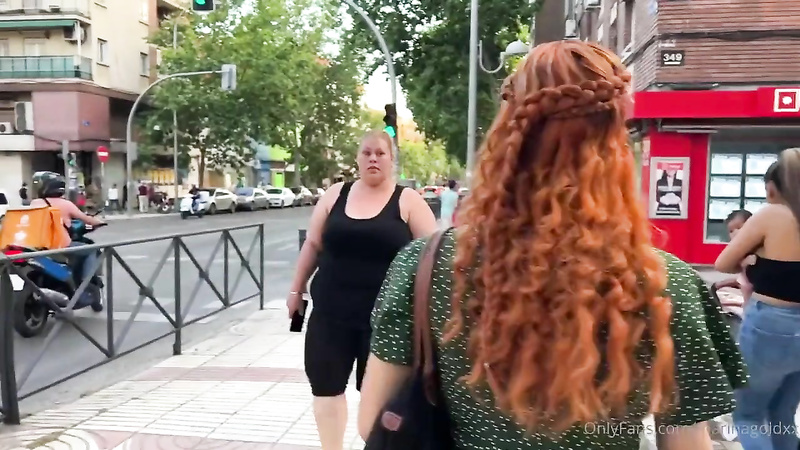 Public cum facial walk