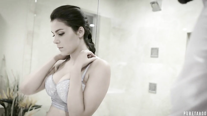 Pure Taboo - Indecent Exposure/Valentina Nappi