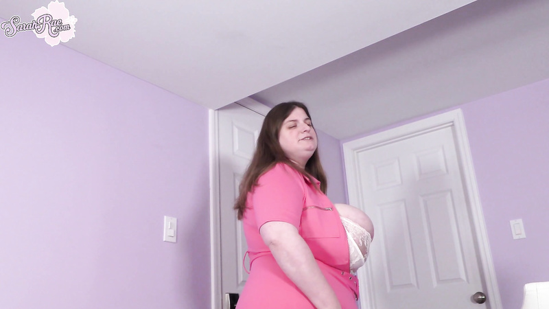 Sarah Rae - Mommy Walks In