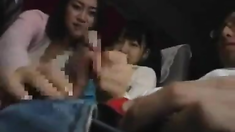 Asian mom and daughter get lucky on the bus