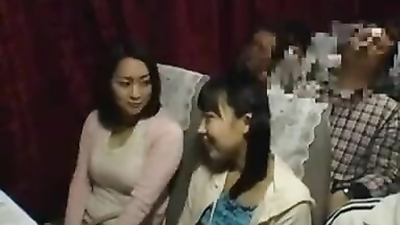 Asian mom and daughter get lucky on the bus