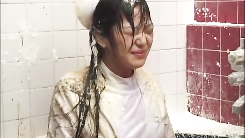 Asian girl gets a piss bukkake