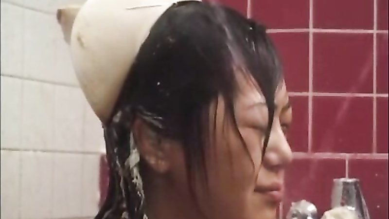 Asian girl gets a piss bukkake