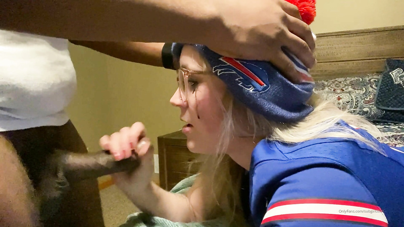 Subgirl - Buffalo Bills Win In Style